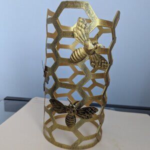 Pink Zebra Bee Hive accent shade